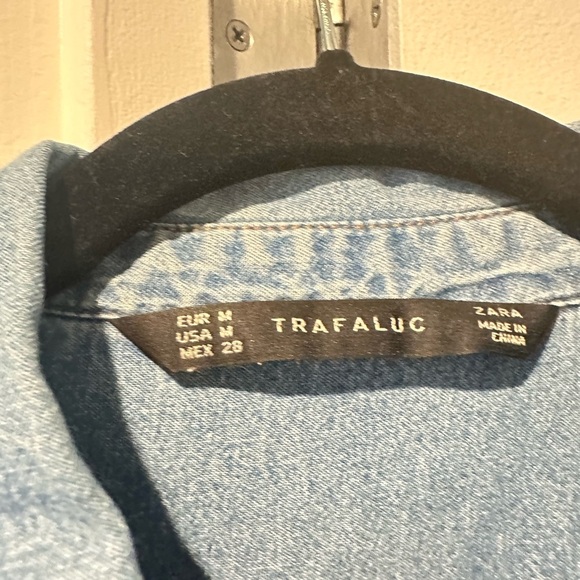 Zara TRF Denim Button Down Shirt Size M - Picture 4 of 7